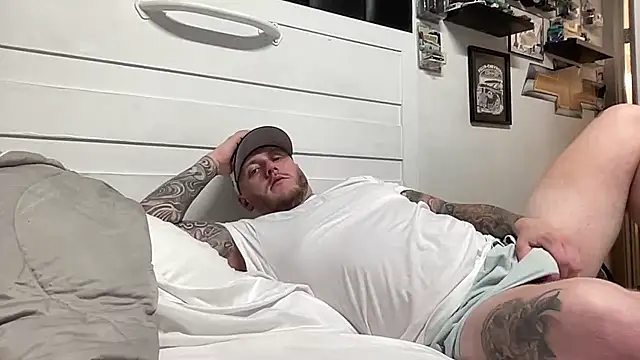 Thegreatwhitepipe online show from September 15, 2025, 9:43 am