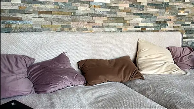 Aurora 5 online show from October 9, 2025, 6:03 am