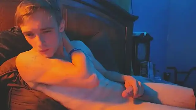 Ilovepussy1911 online show from April 22, 2026, 6:53 am