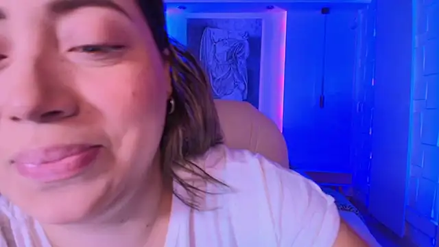 Snapshot of heidy_johns chatting on September 20, 2025, 3:33 am heidy johns online show from September 20, 2025, 3:33 am