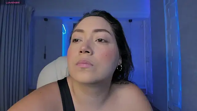 Snapshot of heidy_johns chatting on October 28, 2025, 3:18 am heidy johns online show from October 28, 2025, 3:18 am