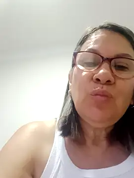 victoria wayne online show from November 29, 2025, 10:37 am