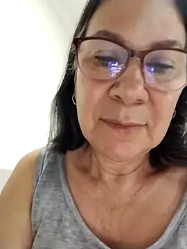 Snapshot of victoria_wayne chatting on May 8, 2026, 9:24 am victoria wayne online show from May 8, 2026, 9:24 am