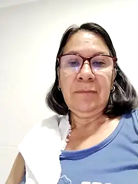 Snapshot of victoria_wayne chatting on May 3, 2026, 9:03 am victoria wayne online show from May 3, 2026, 9:03 am