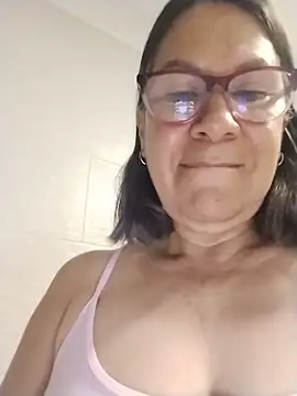 Snapshot of victoria_wayne chatting on June 2, 2026, 10:15 am victoria wayne online show from June 2, 2026, 10:15 am