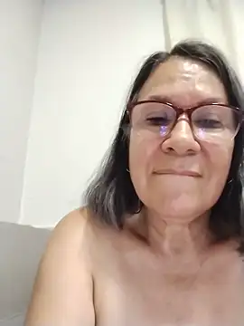 Snapshot of victoria_wayne chatting on May 16, 2026, 10:36 am victoria wayne online show from May 16, 2026, 10:36 am