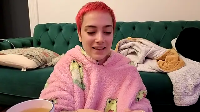 Snapshot of OllympeKaii chatting on September 24, 2025, 5:47 am OllympeKaii online show from September 24, 2025, 5:47 am