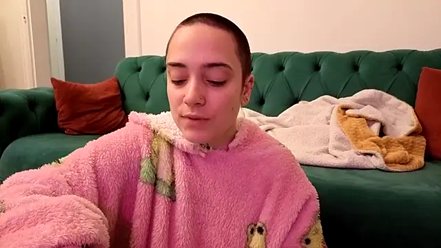 Snapshot of OllympeKaii chatting on November 7, 2025, 3:55 am OllympeKaii online show from November 7, 2025, 3:55 am