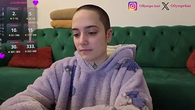 Snapshot of OllympeKaii chatting on November 27, 2025, 5:24 pm OllympeKaii online show from November 27, 2025, 5:24 pm