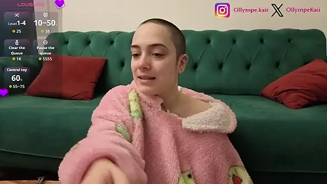 Snapshot of OllympeKaii chatting on November 24, 2025, 4:34 am OllympeKaii online show from November 24, 2025, 4:34 am