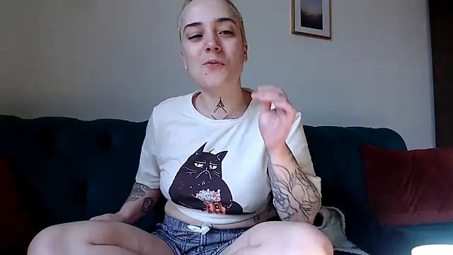 Snapshot of OllympeKaii chatting on March 8, 2025, 1:03 pm OllympeKaii online show from March 8, 2025, 1:03 pm