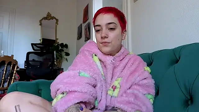 Snapshot of OllympeKaii chatting on October 21, 2025, 8:25 am OllympeKaii online show from October 21, 2025, 8:25 am