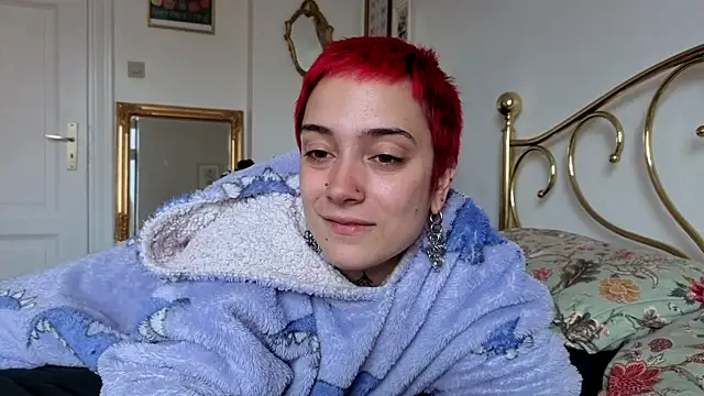 Snapshot of OllympeKaii chatting on October 4, 2025, 9:11 am OllympeKaii online show from October 4, 2025, 9:11 am