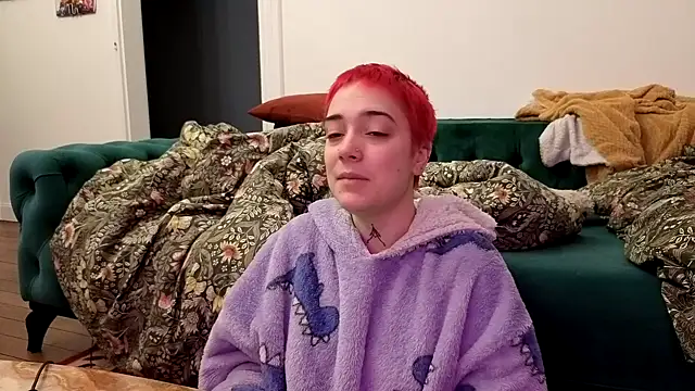 Snapshot of OllympeKaii chatting on October 25, 2025, 4:44 am OllympeKaii online show from October 25, 2025, 4:44 am