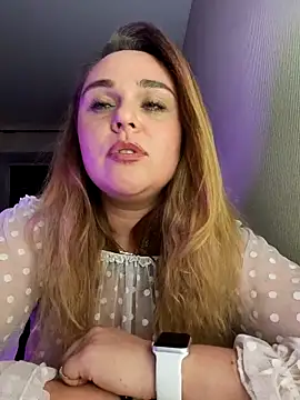 Juicy PeachLux online show from September 25, 2025, 8:04 pm