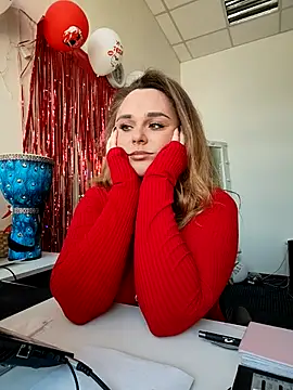 Snapshot of Juicy_PeachLux chatting on March 13, 2026, 8:41 am Juicy PeachLux online show from March 13, 2026, 8:41 am