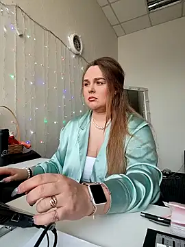 Snapshot of Juicy_PeachLux chatting on March 28, 2026, 6:47 am Juicy PeachLux online show from March 28, 2026, 6:47 am