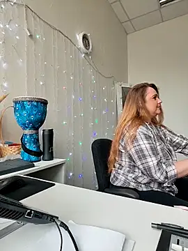 Snapshot of Juicy_PeachLux chatting on March 21, 2026, 8:19 am Juicy PeachLux online show from March 21, 2026, 8:19 am