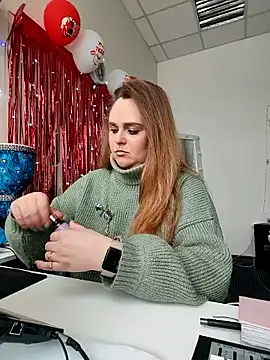 Snapshot of Juicy_PeachLux chatting on March 11, 2026, 5:45 am Juicy PeachLux online show from March 11, 2026, 5:45 am