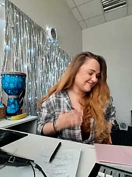 Snapshot of Juicy_PeachLux chatting on January 18, 2026, 7:34 am Juicy PeachLux online show from January 18, 2026, 7:34 am