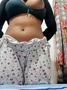 Snapshot of Janhvi_0535 chatting on March 4, 2025, 8:49 pm Janhvi 0535 online show from March 4, 2025, 8:49 pm