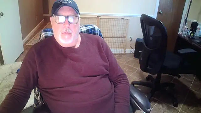 superbearboss online show from November 5, 2025, 2:09 pm