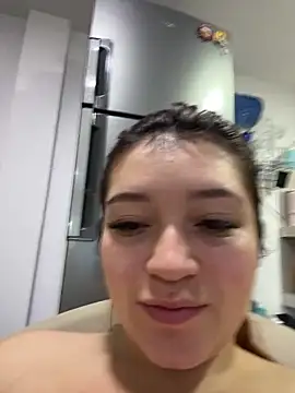 Snapshot of Karina_Leon chatting on June 7, 2026, 10:26 pm Karina Leon online show from June 7, 2026, 10:26 pm