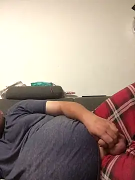 Snapshot of Derbaer1990 chatting on September 19, 2025, 7:40 pm Derbaer1990 online show from September 19, 2025, 7:40 pm