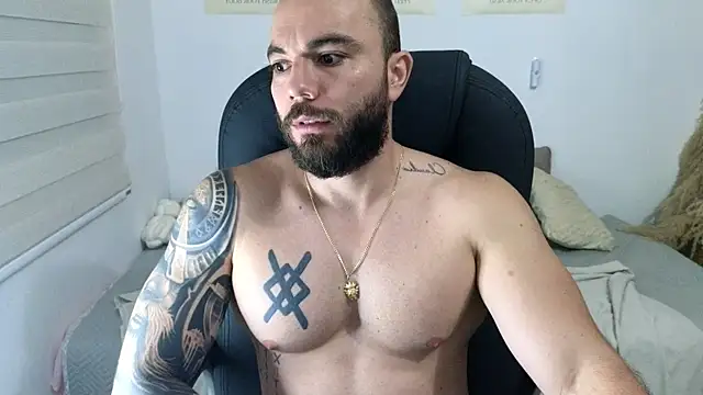 Snapshot of Isaac_Carter chatting on January 10, 2026, 11:05 am Isaac Carter online show from January 10, 2026, 11:05 am