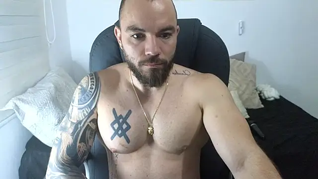 Isaac Carter online show from October 27, 2025, 11:11 am