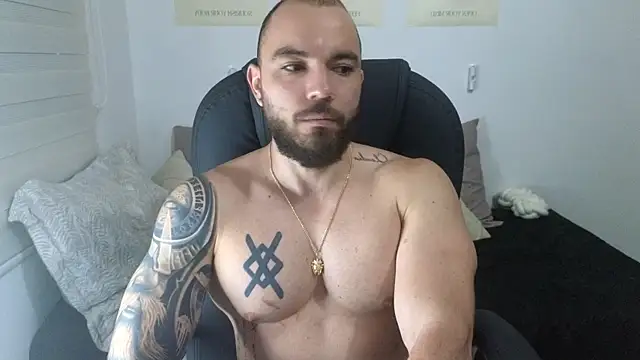 Isaac Carter online show from October 26, 2025, 11:10 am