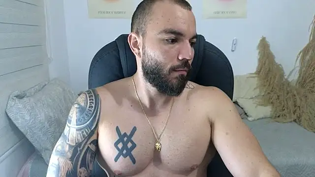 Snapshot of Isaac_Carter chatting on December 23, 2025, 11:09 am Isaac Carter online show from December 23, 2025, 11:09 am