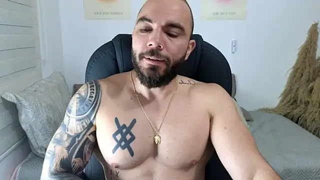 Isaac Carter online show from November 27, 2025, 10:59 am