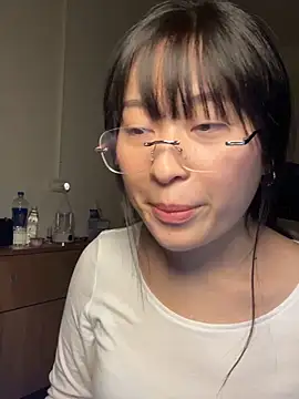 214Jun online show from November 18, 2025, 5:38 pm