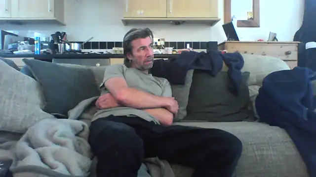 Snapshot of Grower_and_shower chatting on September 26, 2025, 3:41 pm Grower and shower online show from September 26, 2025, 3:41 pm