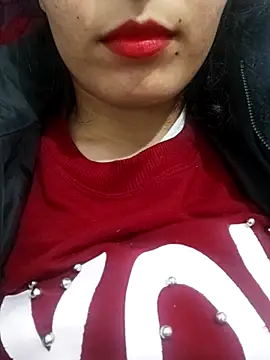 saraaxx1 online show from March 10, 2025, 8:34 pm