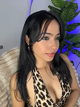 Snapshot of _Emily_Thompson_ chatting on July 9, 2026, 2:45 am Emily Thompson online show from July 9, 2026, 2:45 am