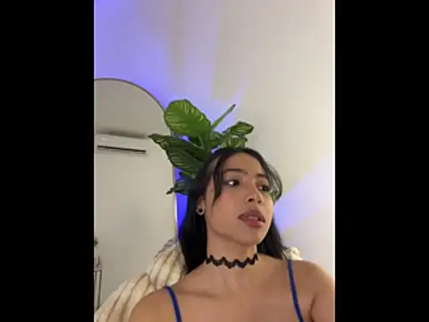 Snapshot of _Emily_Thompson_ chatting on August 1, 2026, 1:03 am Emily Thompson online show from August 1, 2026, 1:03 am