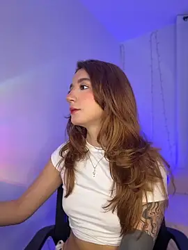 Snapshot of Hi_Soyfer chatting on June 3, 2026, 2:33 pm Hi Soyfer online show from June 3, 2026, 2:33 pm