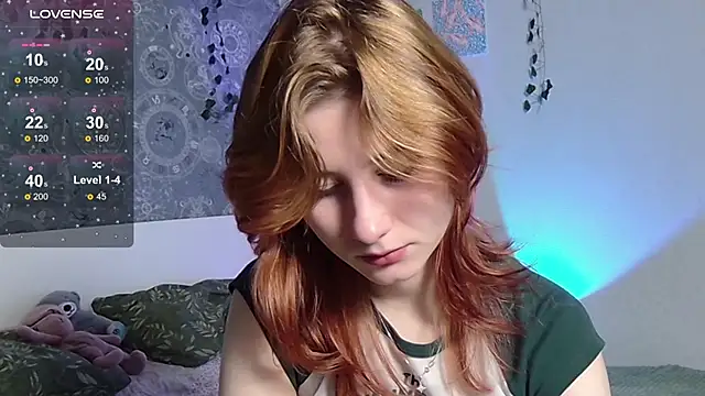 Snapshot of Cute_Cate404 chatting on September 14, 2025, 2:56 am Cute Cate404 online show from September 14, 2025, 2:56 am