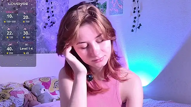 Snapshot of Cute_Cate404 chatting on October 7, 2025, 2:45 am Cute Cate404 online show from October 7, 2025, 2:45 am