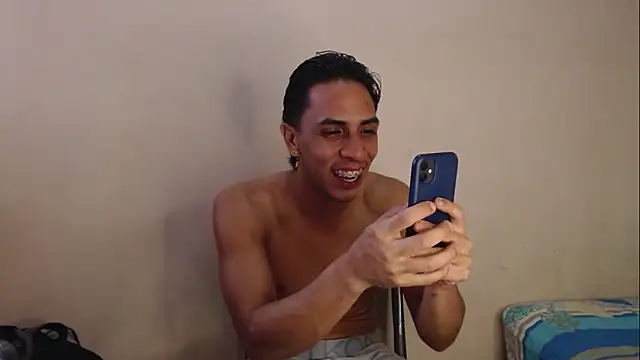 Monkey uchiha777 online show from September 25, 2025, 6:58 pm