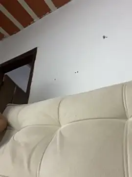 Snapshot of Elen chatting on April 13, 2026, 10:58 pm Elen online show from April 13, 2026, 10:58 pm