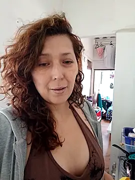 Snapshot of Luz_delunaa chatting on February 10, 2026, 5:34 pm Luz delunaa online show from February 10, 2026, 5:34 pm