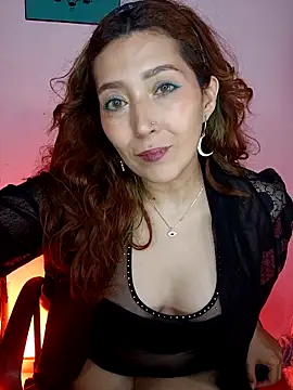 Snapshot of Luz_delunaa chatting on May 14, 2026, 4:53 am Luz delunaa online show from May 14, 2026, 4:53 am