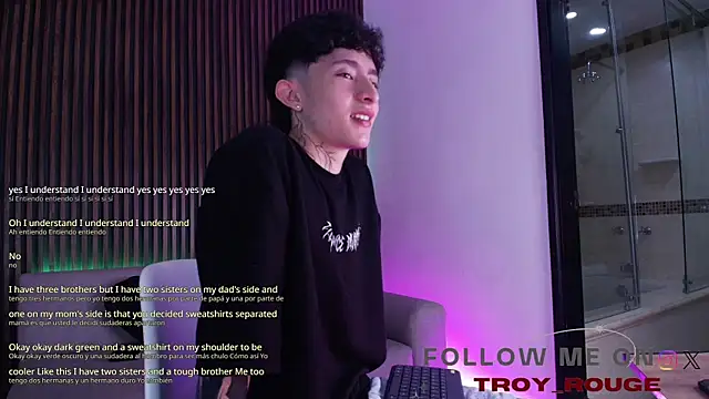 Snapshot of troy_rouge chatting on November 8, 2025, 4:10 pm troy rouge online show from November 8, 2025, 4:10 pm