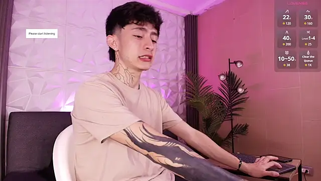 Snapshot of troy_rouge chatting on November 26, 2025, 7:14 pm troy rouge online show from November 26, 2025, 7:14 pm