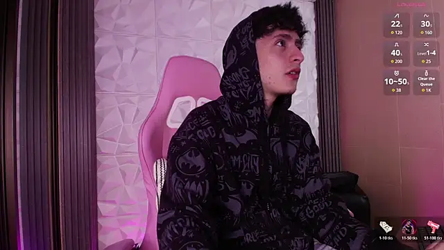 Snapshot of troy_rouge chatting on January 13, 2026, 11:25 am troy rouge online show from January 13, 2026, 11:25 am