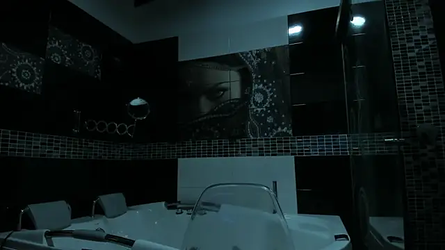 Snapshot of Small_Hot19 chatting on October 16, 2025, 10:34 am Small Hot19 online show from October 16, 2025, 10:34 am