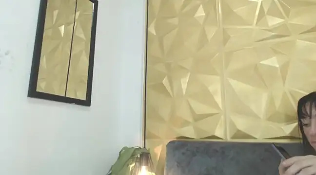 Snapshot of Small_Hot19 chatting on March 16, 2025, 6:12 pm Small Hot19 online show from March 16, 2025, 6:12 pm